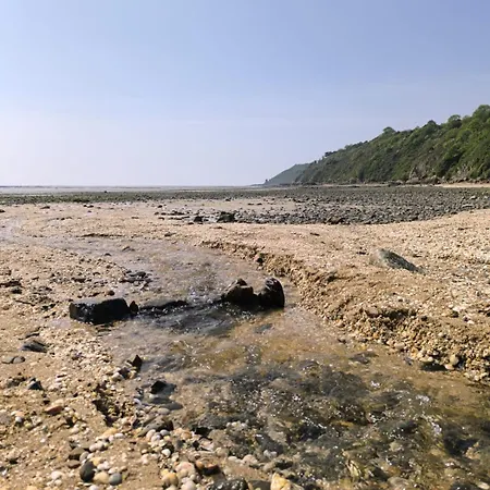 Апартаменты Proche De La Baie Du Mont Michel *