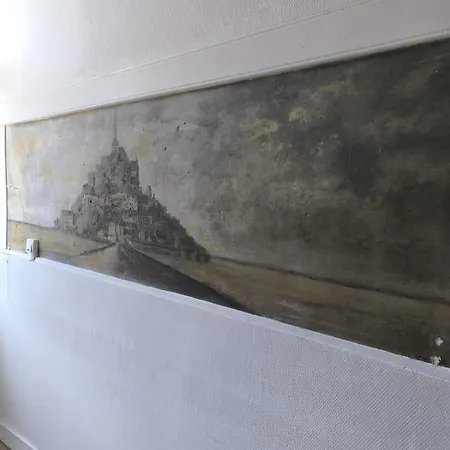 Proche De La Baie Du Mont Michel *