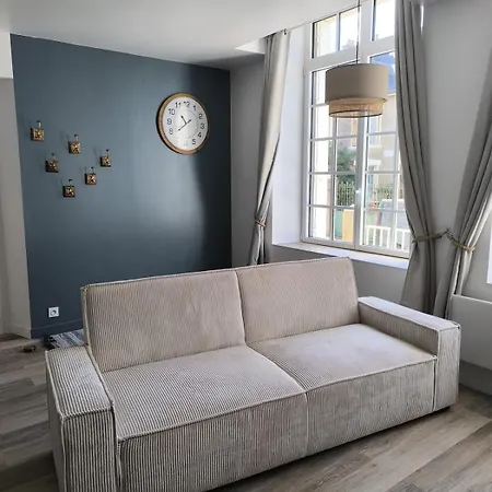 Proche De La Baie Du Mont Michel شقة *