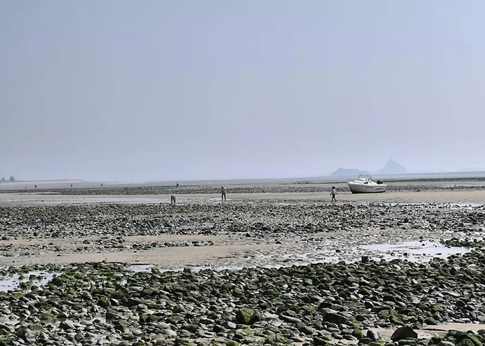 Proche De La Baie Du Mont Michel Apartamento