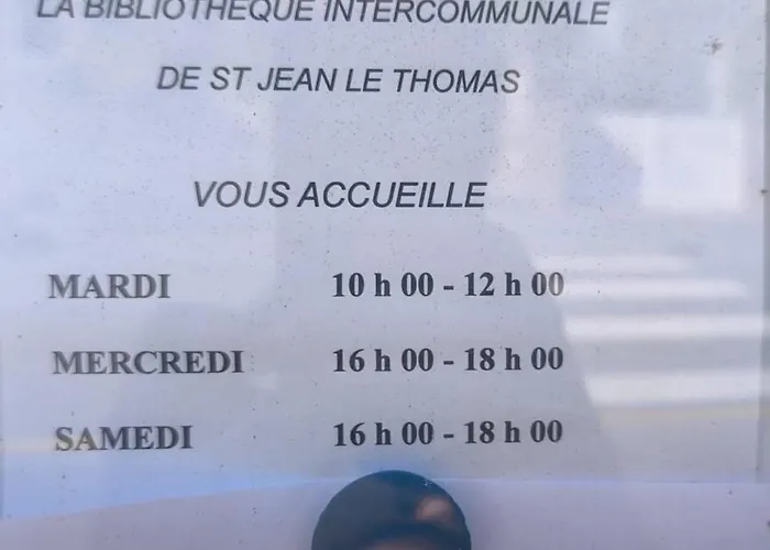 Proche De La Baie Du Mont Michel 생-장-르-토마